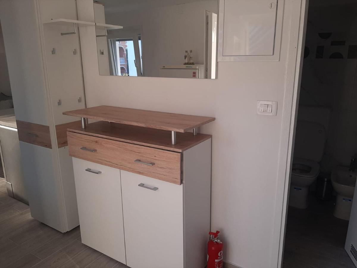H&F Apartmani Vir Kültér fotó