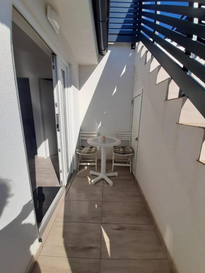 H&F Apartmani Vir Kültér fotó