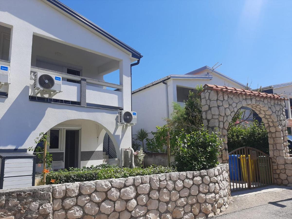 H&F Apartmani Vir Kültér fotó