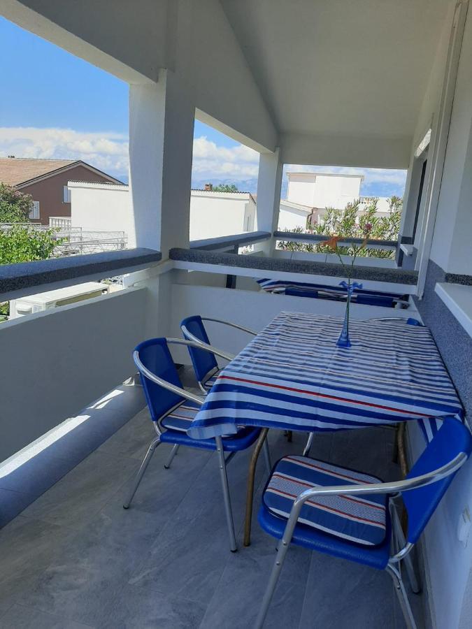H&F Apartmani Vir Kültér fotó