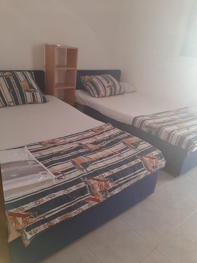 H&F Apartmani Vir Kültér fotó